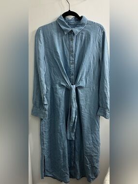 LOFT Light Blue Chambray Button-Down Shirt Dress